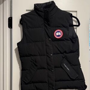 Canada Goose Black Puffer Vest
